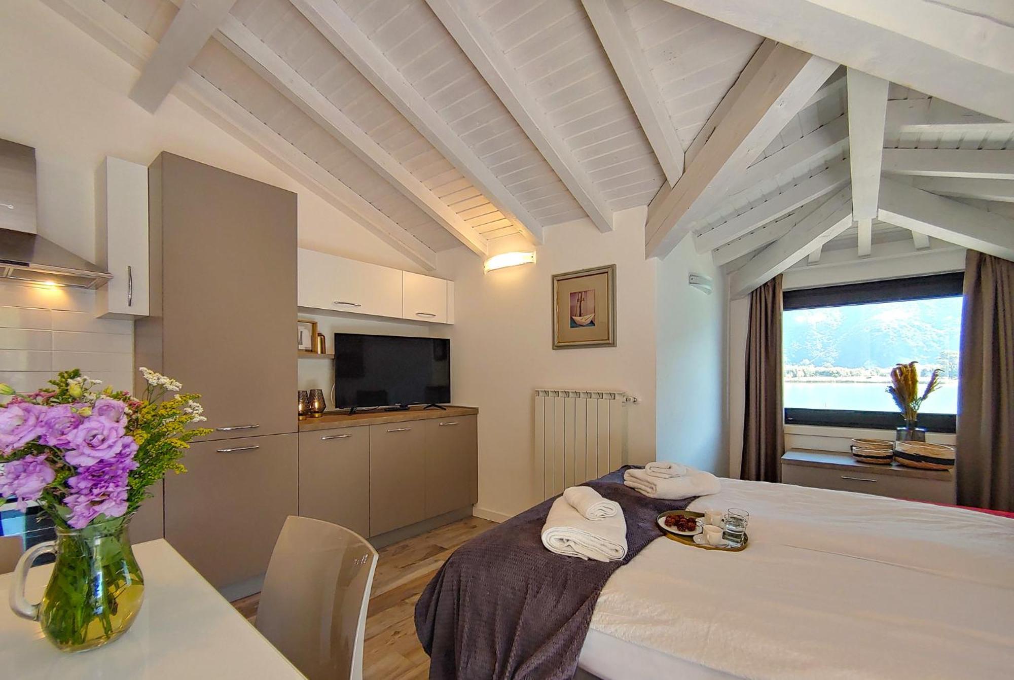 Dascio Silence Ferienwohnung Mit Panorama Balkon Εξωτερικό φωτογραφία